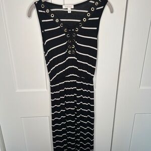 Club Soda Striped Grommet Tie Neckline Maxi Dress Junior's Size Large